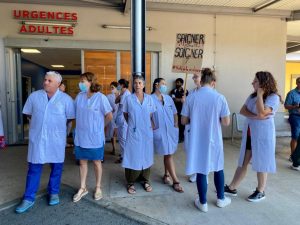 "Zéro tolérance" : les soignants du Médipôle tirent la sonnette d’alarme après une série d’agressions