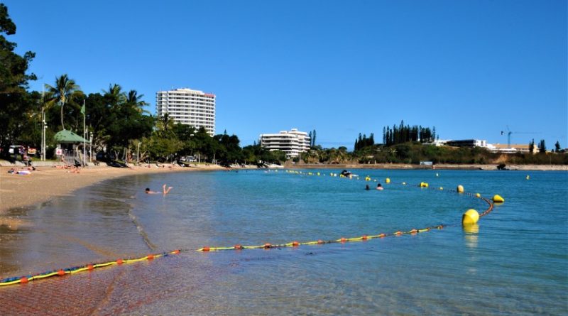 Baie des Citrons : plage fermée pour cause de méduses