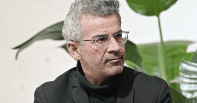 Municipales 2026 : Emmanuel Denis se présente pour sa réélection à la mairie de Tours