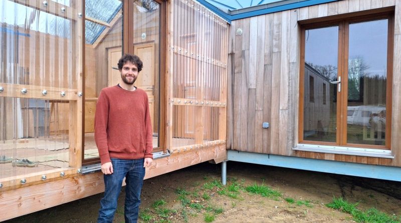 Cette commune favorise l'habitat non invasif grâce à son hameau léger