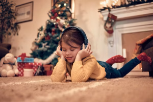 Podcasts pour enfants à écouter pendant les vacances de Noël