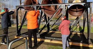 Des milliers de jeunes se rassemblent à Taizé pour une rencontre chrétienne discrète