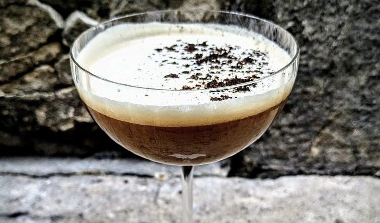 Découvrez la recette du cocktail chaud de Noël du restaurant Épicéa à Besançon