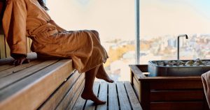 Les sauna clubs se multiplient en ville : l'engouement croissant pour ce rituel bien-être