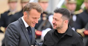 Zelensky s'entretient avec les dirigeants européens après sa rencontre avec Trump