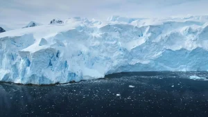 Des satellites détectent l'effondrement rapide du glacier de l'apocalypse.