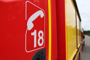 Incendie nocturne : deux maisons détruites après la propagation du feu à une habitation voisine