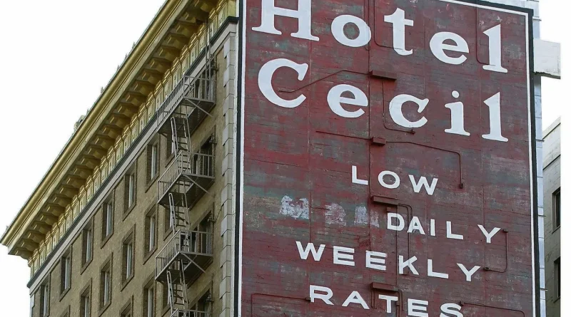 « Un lieu ensoleillé pour personnes sombres » de Mariana Enriquez : cultiver l’horreur afin d’éveiller les consciences - L