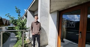 Isère : élu d’opposition alerte sur du plastique dans les barquettes compostables à la cantine