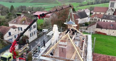 Cette mairie restaure sa charpente à l'identique après un incendie dévastateur