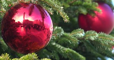 Noël : le budget limité des jeunes et étudiants, des cadeaux à 2 euros