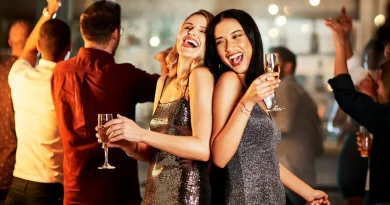 Nouvel An : faire la fête améliore votre santé mentale, selon la science Nouvel An : la science prouve que faire la fête est bénéfique si vous suivez ces 3 règles