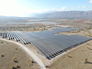 TotalEnergies cède 50 % d'un portefeuille de 424 MW d'énergies renouvelables en Grèce