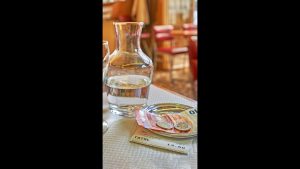 Le gouvernement renonce à taxer les pourboires à partir de 2026