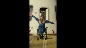 Michaela Benthaus, première personne en fauteuil roulant à voyager dans l'espace