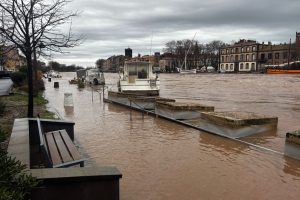 Intempéries : inondations et coupures d'électricité, vigilance rouge 'crues' dans l'Hérault
