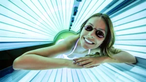 Le bronzage en intérieur triple le risque de mélanome et provoque des mutations génétiques étendues.