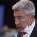 Oligarques russes : près d'un milliard d'euros saisis par la justice française depuis la guerre en Ukraine