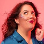 "Gravité" : l'humour décalé d'Aude Alisque sur les petites et grandes choses de la vie - ICI