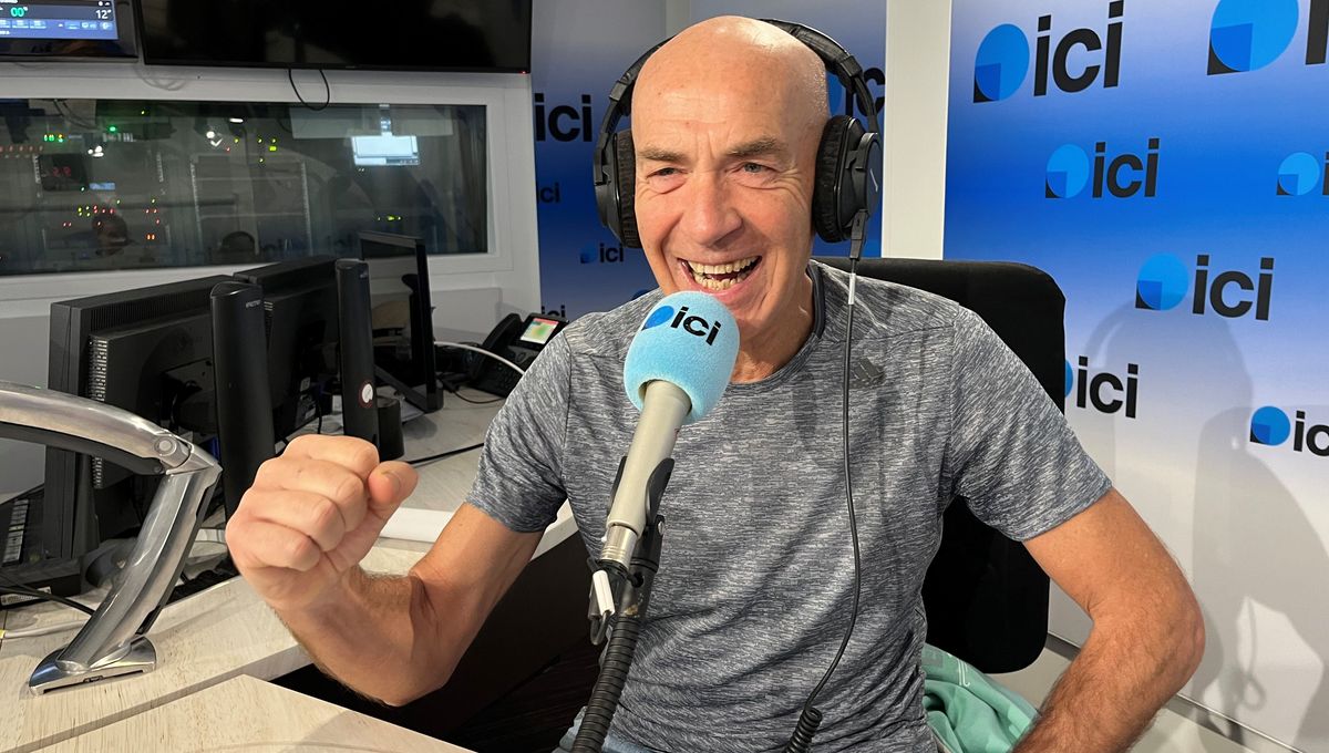 Un auditeur de Mulsanne remporte son dossard pour le marathon de Paris.