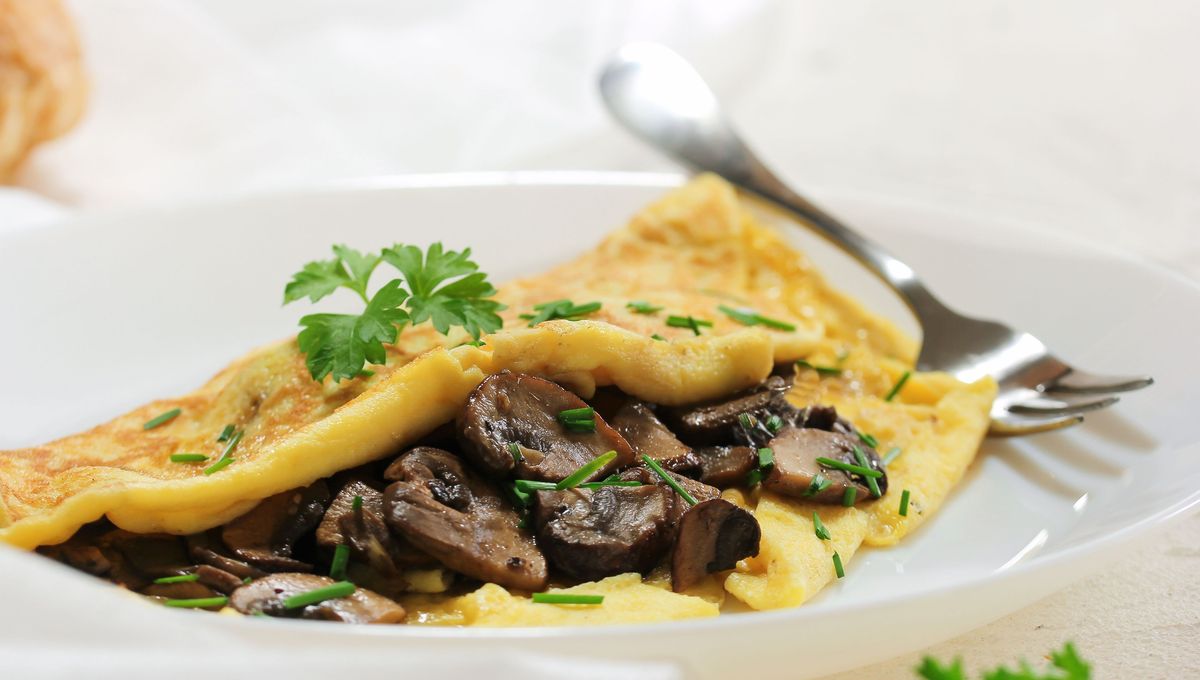 À Conchez de Béarn, le Moulin de Sabathier partage sa recette d'omelette aux cêpes.