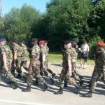 Service militaire volontaire : "Beaucoup de jeunes veulent se sentir utiles" selon le lieutenant-colonel Guillaume - ICI