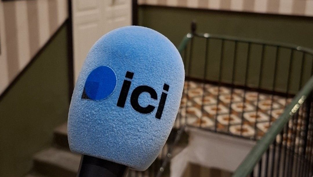 Frédéric DELAPAILLONE, artiste peintre et hôtelier à Bastia, dévoile son univers