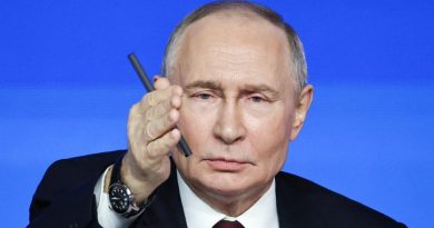 Guerre en Ukraine : Poutine adresse ses vœux du Nouvel an aux 'héros' russes sur le front