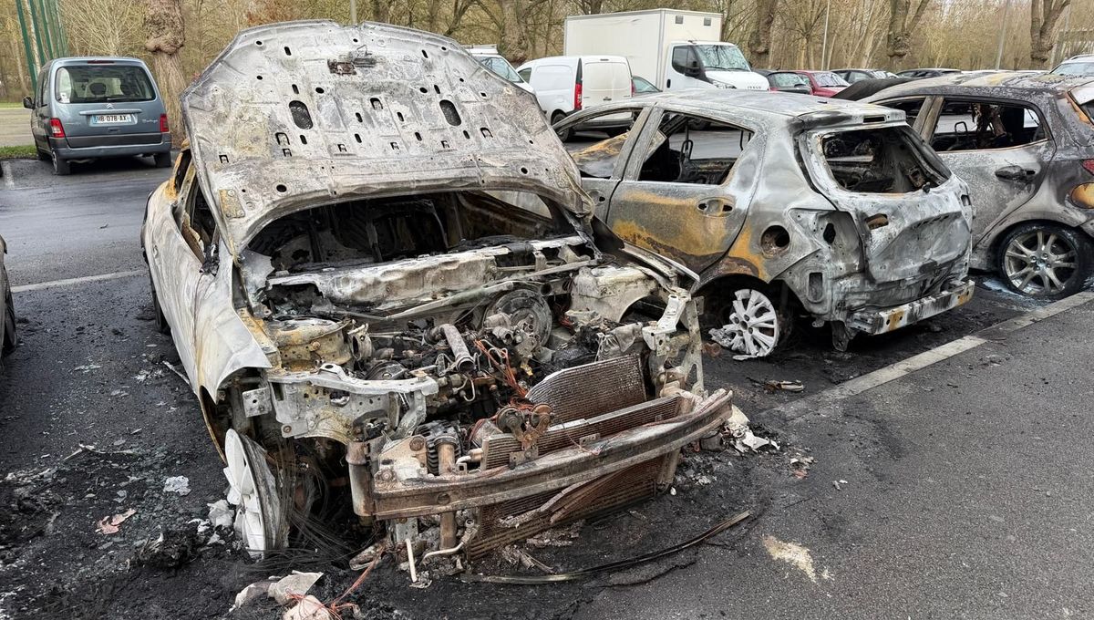 Plusieurs voitures incendiées dans le quartier Étouvie à Amiens lors de la nuit du 31 décembre