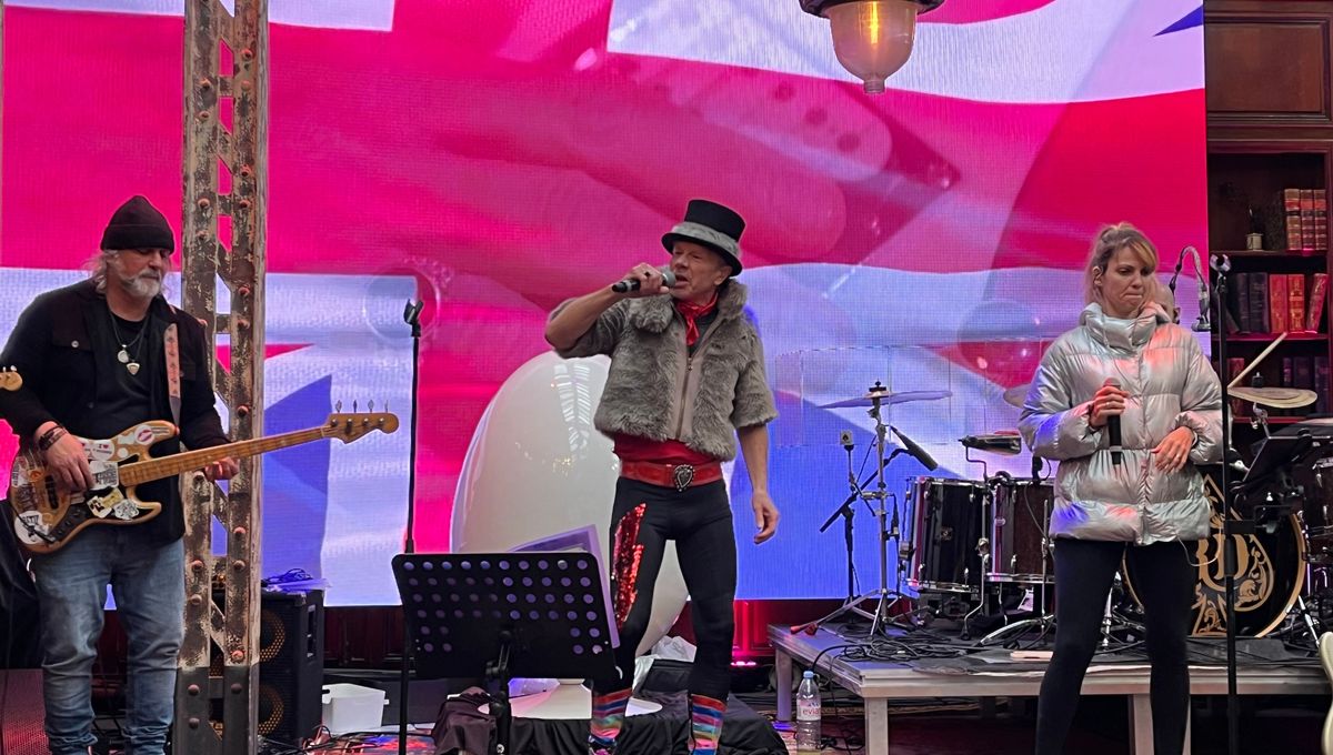 Pour les 10 ans de la mort de David Bowie, Franck Catry donne un concert hommage au Bataclan