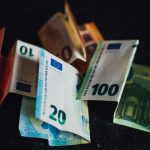 Salaires dans le privé en France : les départements où les revenus moyens dépassent 2733 euros