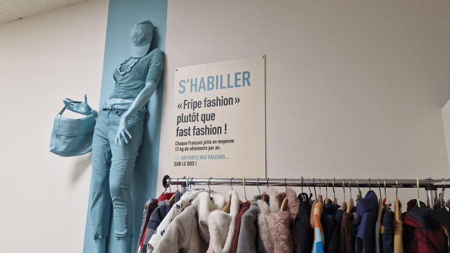 Une nouvelle signalétique originale à la ressourcerie de La Clède