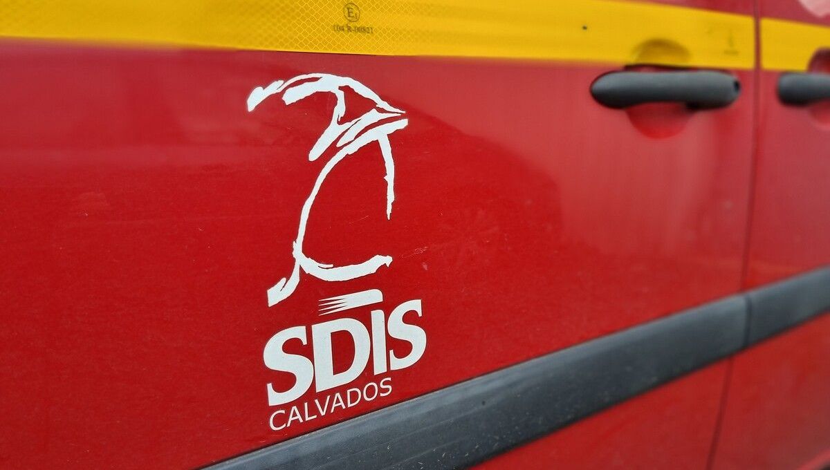 Cabourg : sauvetage d'un homme et de son chien coincés près d'une écluse de la Divette