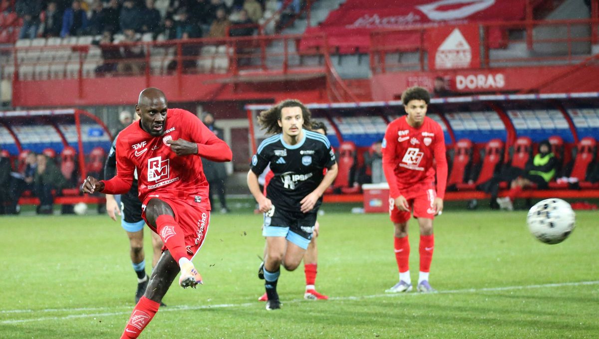 DIRECT - Football : suivez le match de la 18e journée de National entre FC Rouen et DFCO