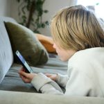 La Suisse envisage d'interdire les réseaux sociaux aux adolescents