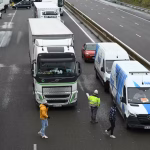 Neige et verglas : 40 % des vols annulés à Roissy, 25 % à Orly, Pécresse déconseille de se déplacer en Ile-de-France