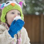 Manger de la neige : quels risques pour la santé ? - RTBF Actus