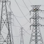 La Colombie impose 30 % de taxes douanières à l'Équateur et suspend la vente d'énergie