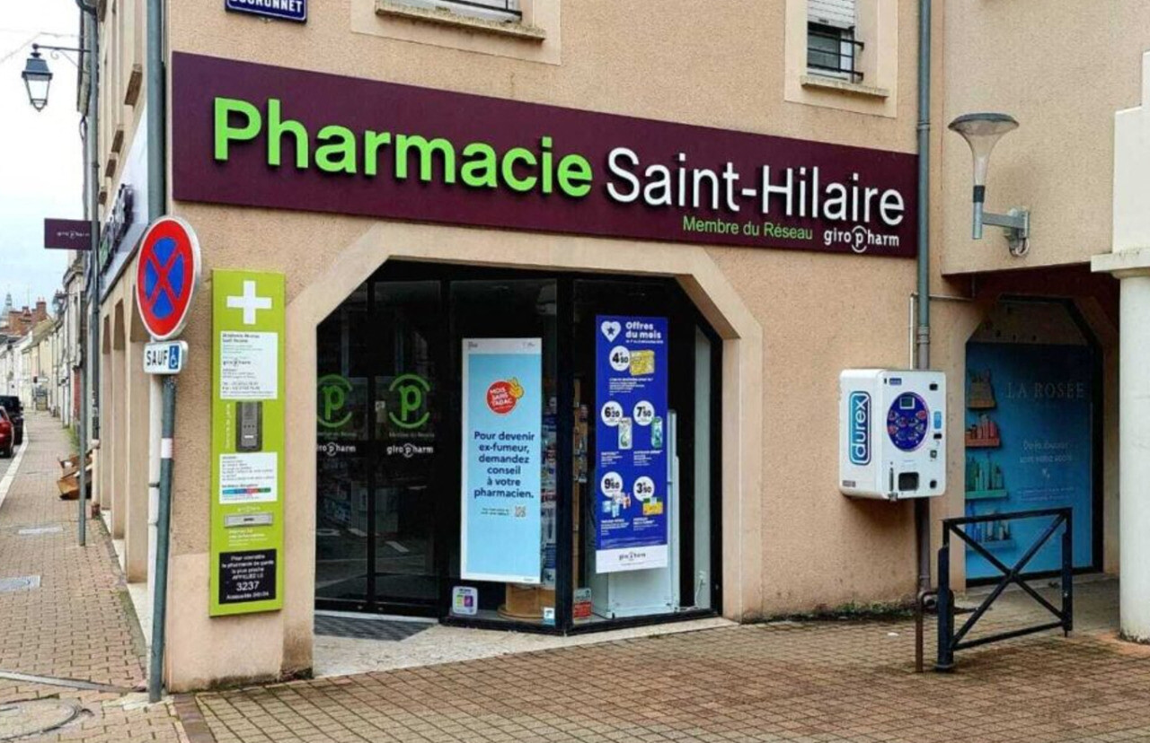 Son tour de France des pharmacies finit devant le tribunal de Versailles après de nombreux achats