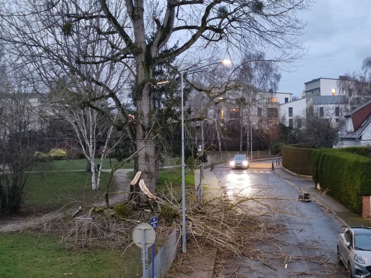 Tempête Goretti, pannes d’électricité et enseignante jugée : l’actualité du 9 janvier à Caen