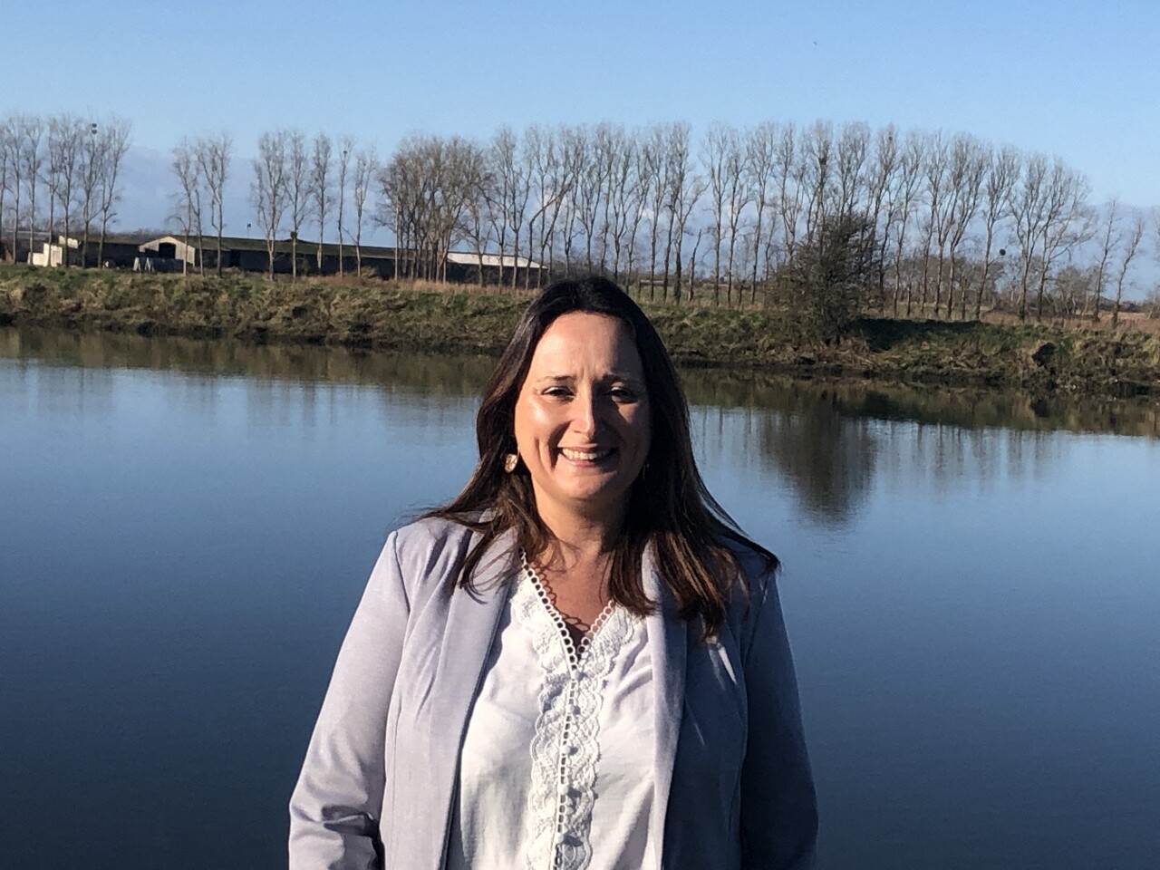 Sonia Malherbe annonce sa candidature aux élections municipales 2026 à Isigny-sur-Mer