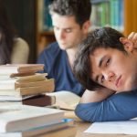 Examens dans le supérieur : 10 conseils pratiques pour vaincre la procrastination