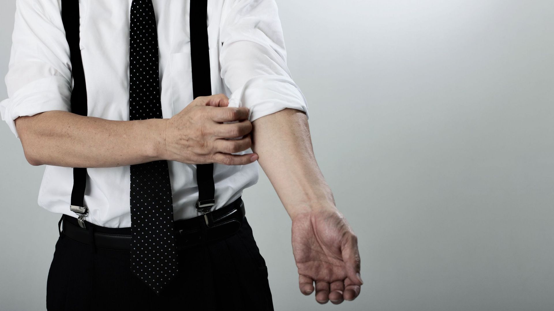 L'origine de l'expression'à bras le corps' expliquée - RTBF Actus