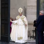 Selfies et chapelets à 2 euros : le sens du jubilé remis en question