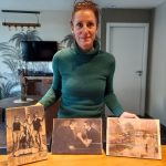 À Mauzé-sur-le-Mignon, elle grave les souvenirs et moments précieux dans le bois