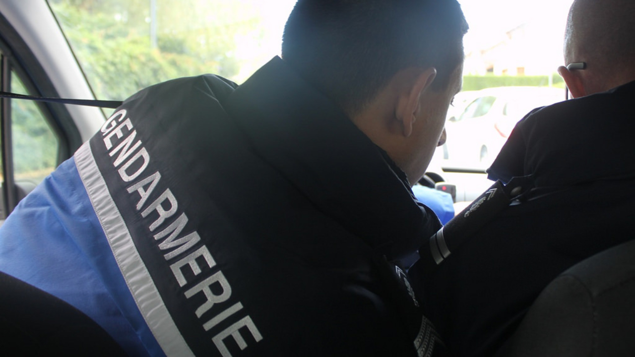 Près de Lyon : un homme placé en garde à vue après la découverte d’un corps dans un étang