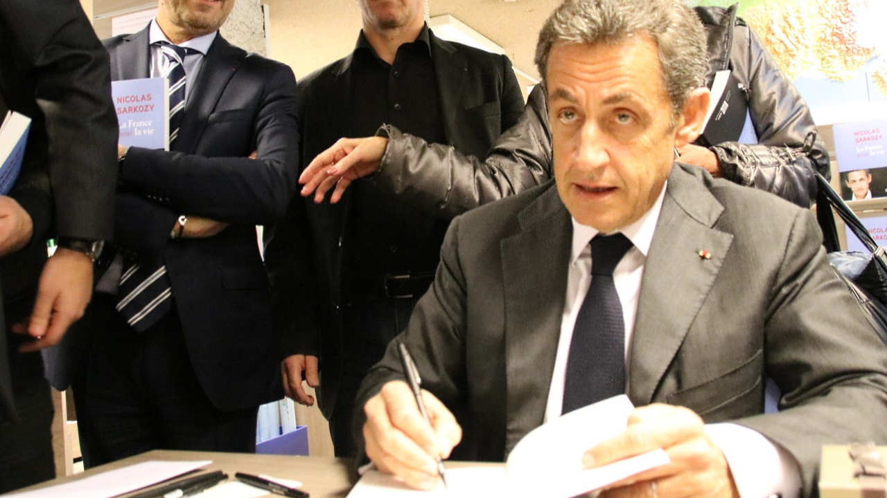 Lyon : la CGT Fnac manifeste contre la venue de Nicolas Sarkozy