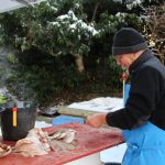 Au marché d'Argentan, quelques commerçants bravent la neige et le verglas