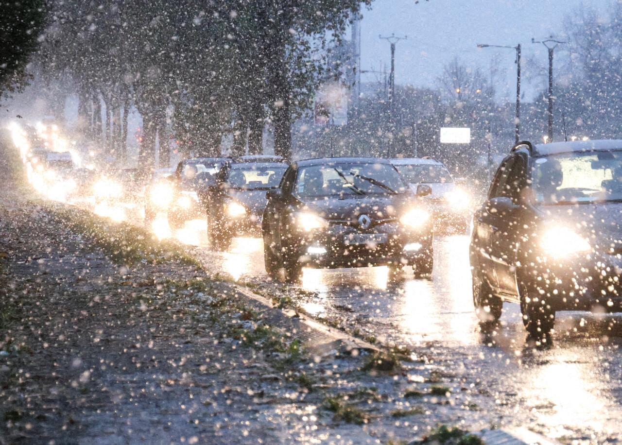 Neige dans le Calvados ce lundi : état de la circulation et des transports en temps réel