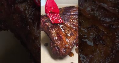 Côtes de bœuf marinées au barbecue Traeger : recette facile